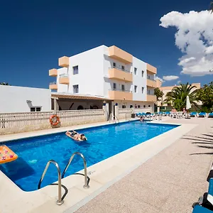 https://apartamentos-zodiac.ibizaislandhotels.net